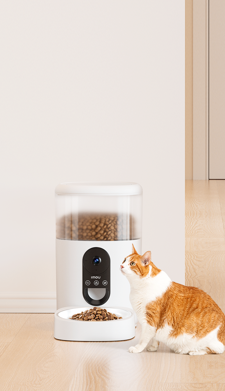 ايمو موزّع طعام ذكي للحيوانات مع كاميرا 360°